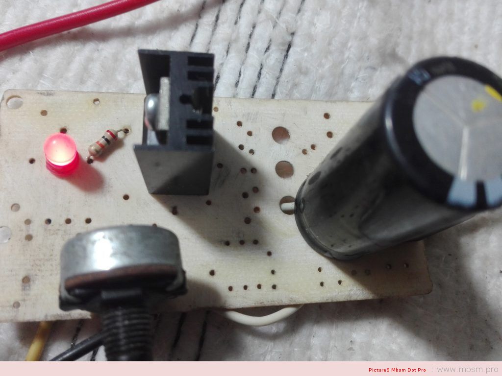 Mbsm.pro , LM317 ,Voltage Regulator Pin Outs, Simple test, voltage